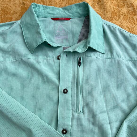 Gerry Active Long Sleeve Button Up: Size M - Picture 2 of 8